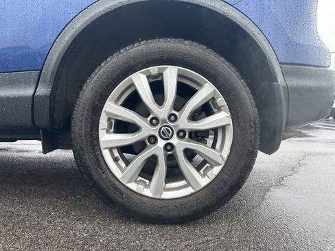 Used 2021 Nissan Rogue Sport SV w/ Technology Package AWD/4WD image 7
