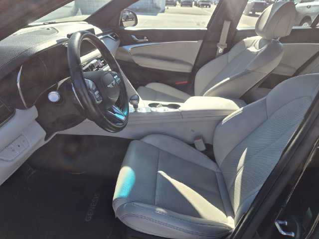 Used 2025 Genesis G70 2.5T AWD/4WD image 11