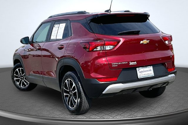 Used 2025 Chevrolet TrailBlazer LT AWD/4WD image 4