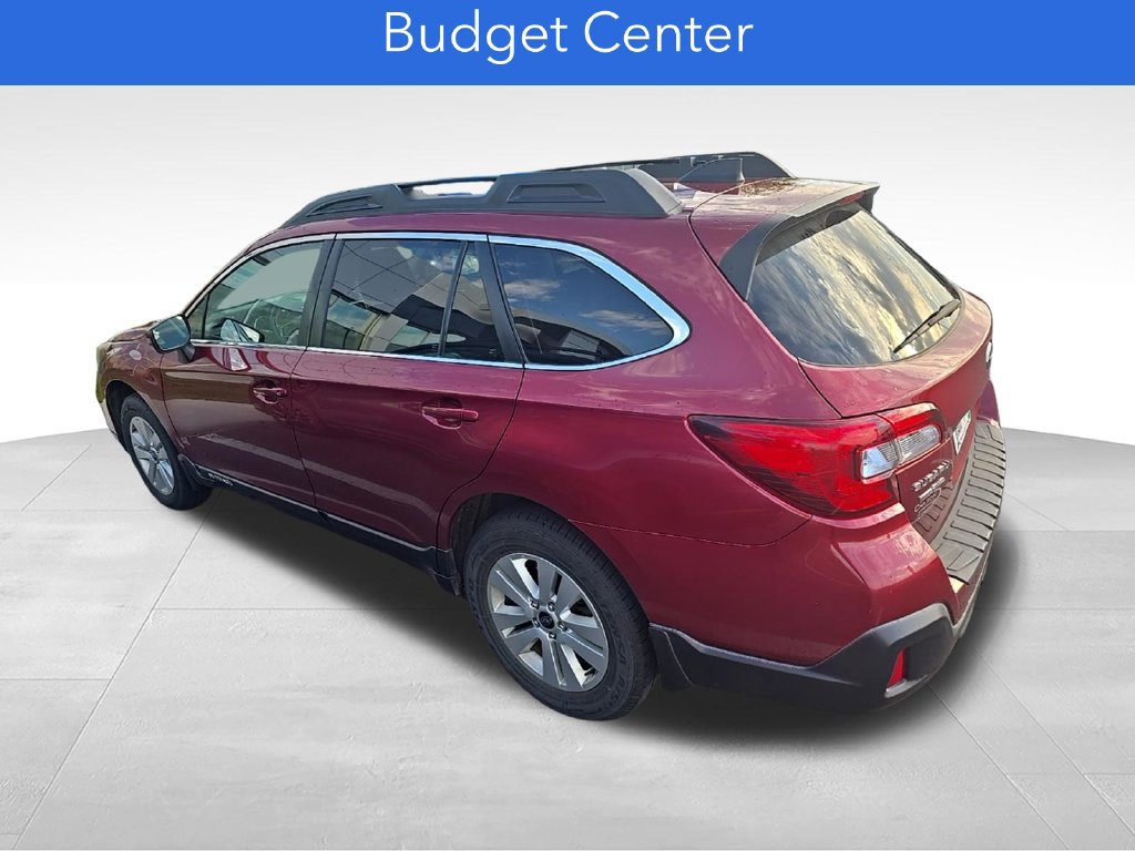Used 2018 Subaru Outback 2.5i Premium AWD/4WD image 2