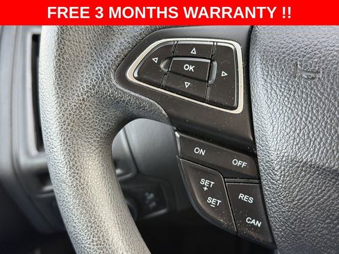 Used 2017 Ford Focus SE image 39