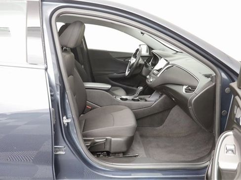Certified 2019 Chevrolet Malibu RS w/ LPO, Convenience Package 2 image 19