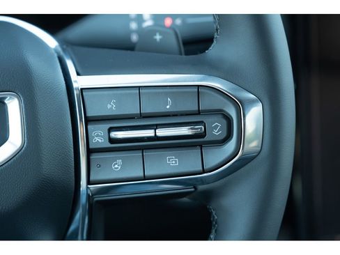 New 2026 GMC Terrain Elevation FWD image 18