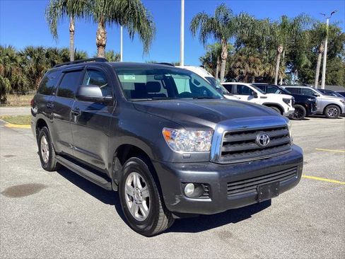 Used 2014 Toyota Sequoia SR5 image 3
