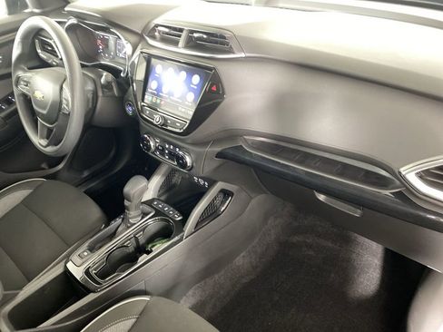 Used 2023 Chevrolet TrailBlazer LT w/ Convenience Package image 30