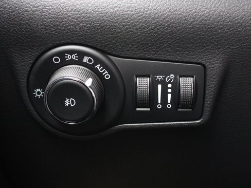 New 2026 Jeep Compass Latitude AWD/4WD image 26