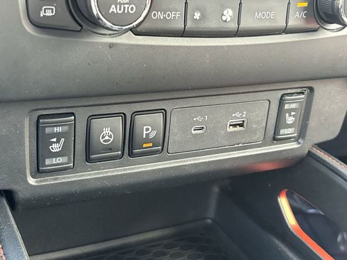 Used 2023 Nissan Frontier PRO-4X w/ Pro Convenience Package image 27