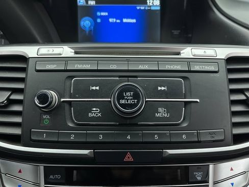 Used 2015 Honda Accord Sport image 16