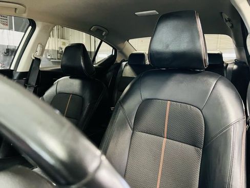 Used 2022 Nissan Altima 2.5 SR image 3