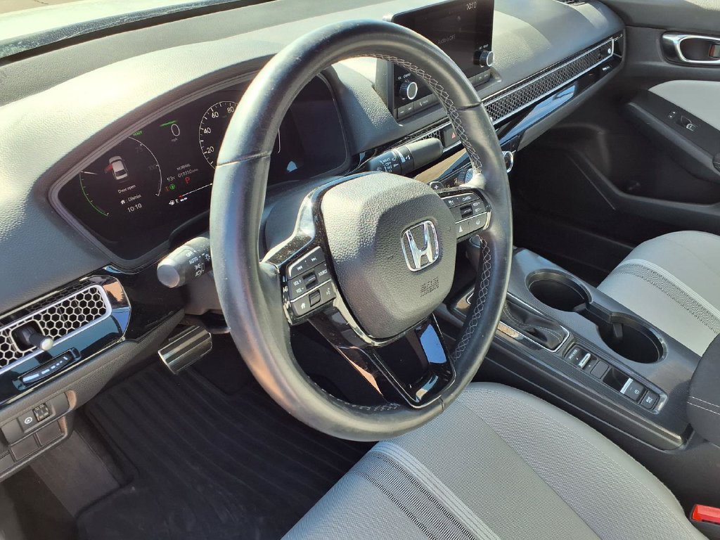 Used 2025 Honda Civic Sport image 17