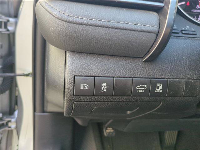 Used 2021 Toyota Camry LE FWD image 12