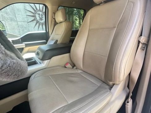 Used 2017 Ford F250 Lariat AWD/4WD image 4