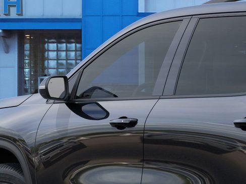 New 2026 Chevrolet Traverse LT w/ Midnight/Sport Edition image 13