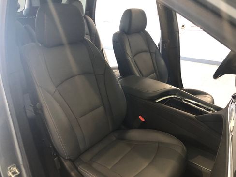 Used 2023 Buick Enclave Essence w/ Experience Buick Package image 14