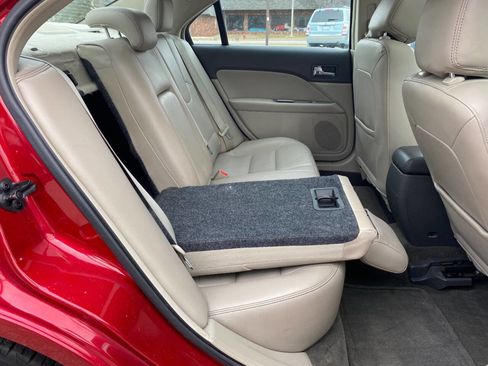 Used 2012 Ford Fusion SEL image 37