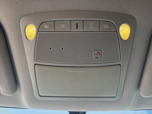 Used 2019 Nissan Pathfinder SL image 19