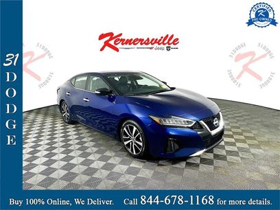 Used 2023 Nissan Maxima SV w/ Floor Mat Group