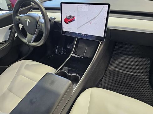Used 2020 Tesla Model Y Long Range AWD/4WD image 5