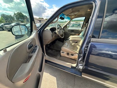 Used 2002 Ford F150 King Ranch RWD image 12