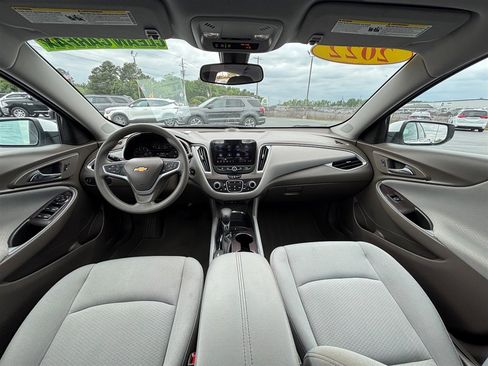 Used 2022 Chevrolet Malibu LT FWD image 15