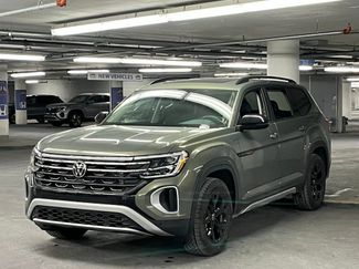 New 2026 Volkswagen Atlas Peak Edition AWD/4WD video 3