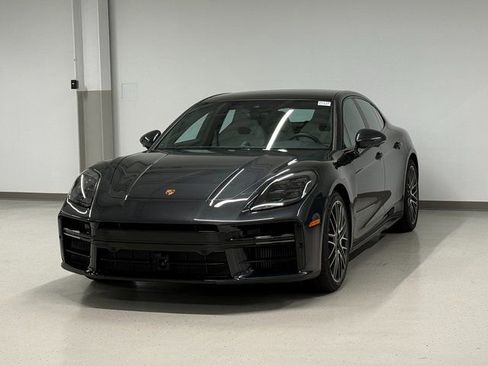 New 2026 Porsche Panamera GTS image 1