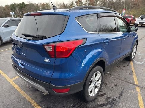 Used 2019 Ford Escape SEL image 6