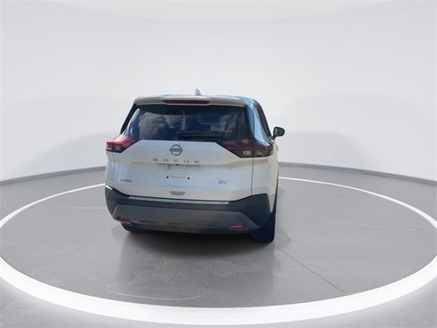 Used 2023 Nissan Rogue SV image 8