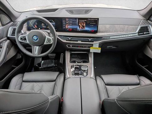 New 2026 BMW X5 xDrive50e w/ M Sport Package image 18