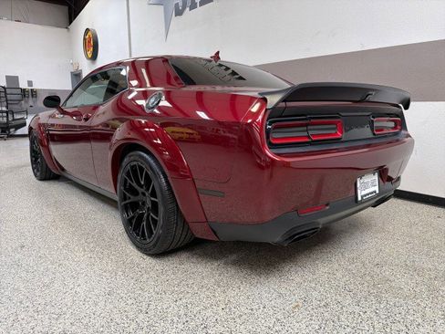 Used 2018 Dodge Challenger SRT Hellcat image 7