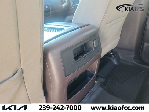 Used 2018 Chevrolet Silverado 1500 LT w/ Texas Edition AWD/4WD image 18