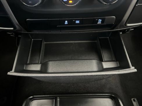 Used 2024 RAM 1500 Warlock RWD image 62