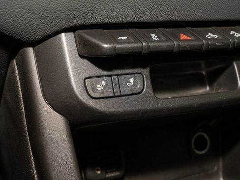 Used 2019 Chevrolet Colorado Z71 image 14