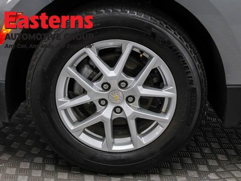 Used 2023 Chevrolet Equinox LT image 31