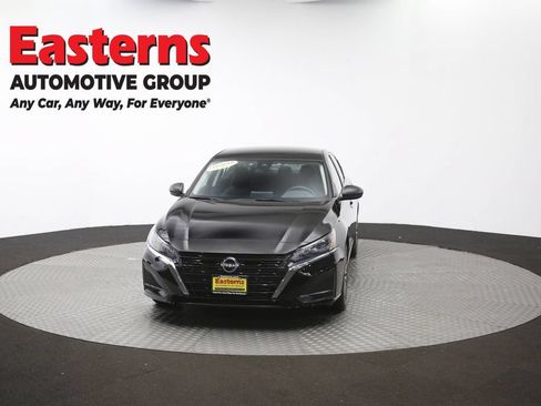 Used 2025 Nissan Altima 2.5 SV FWD image 53