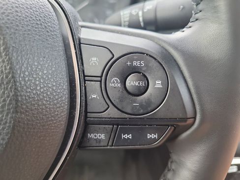 Used 2024 Toyota Corolla SE w/ Convenience Package FWD image 27
