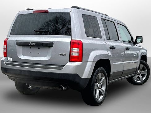 Used 2017 Jeep Patriot Sport image 11