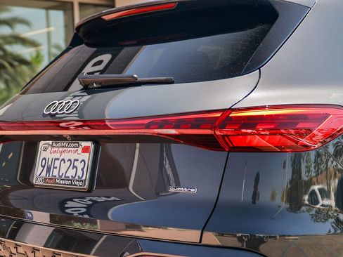 Used 2025 Audi Q5 Premium Plus w/ Premium Plus image 9