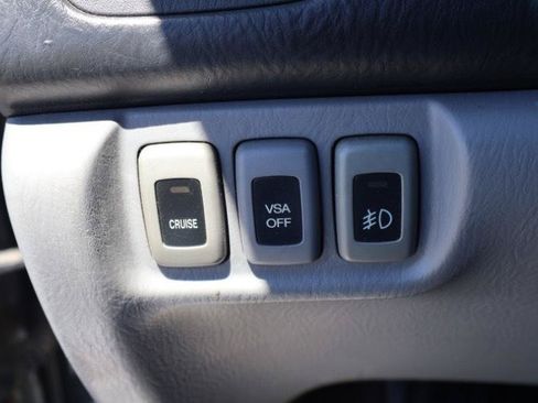 Used 2004 Acura MDX Touring AWD/4WD image 16