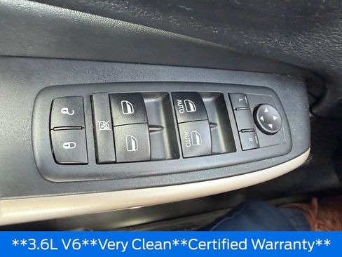 Used 2018 Jeep Cherokee Limited w/ Luxury Group AWD/4WD image 39