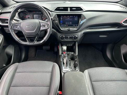Used 2023 Chevrolet TrailBlazer RS w/ Convenience Package AWD/4WD image 13