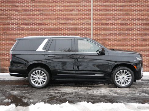 Certified 2023 Cadillac Escalade Premium Luxury image 26