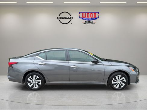 Certified 2025 Nissan Altima 2.5 S FWD image 2