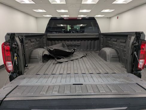 Used 2022 GMC Sierra 1500 Elevation image 24
