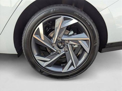 New 2025 Hyundai Elantra Sport FWD image 9