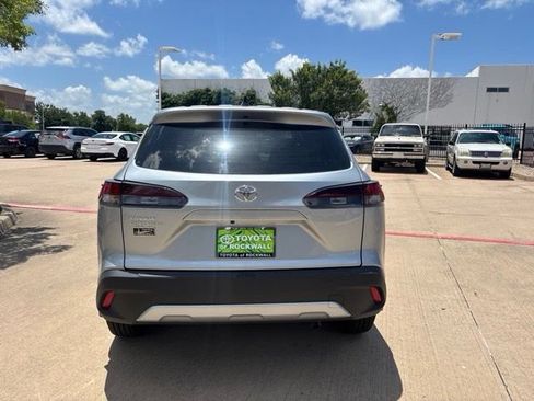 Used 2026 Toyota Corolla Cross L FWD image 6