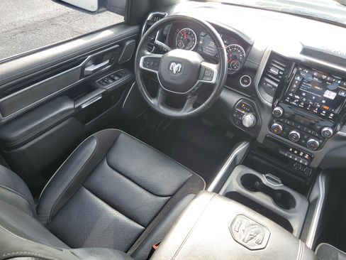 Used 2022 RAM 1500 Laramie AWD/4WD image 16