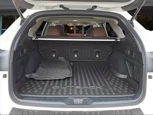 Used 2022 Subaru Outback Touring XT image 19