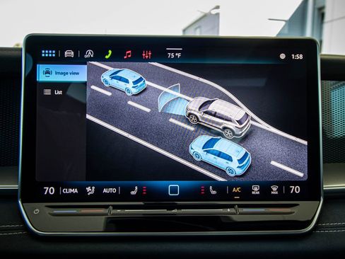 New 2026 Volkswagen Tiguan SE R-Line image 46