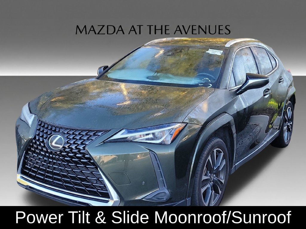 Used 2022 Lexus UX 200 w/ Premium Package FWD image 6